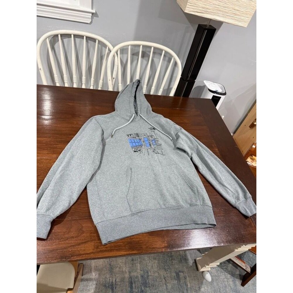 The North Face Landmark Hoodie New York City Gray Graphic Pullover Men’s Medium